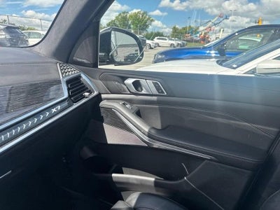 2024 BMW X7 xDrive40i Sports Activity Vehicle