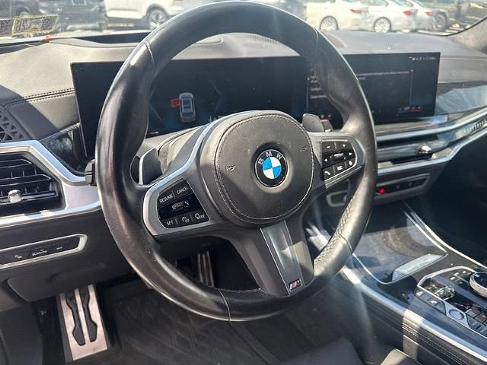 2024 BMW X7 xDrive40i Sports Activity Vehicle