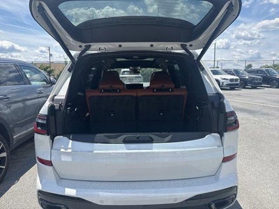 2026 BMW X7 xDrive40i Sports Activity Vehicle