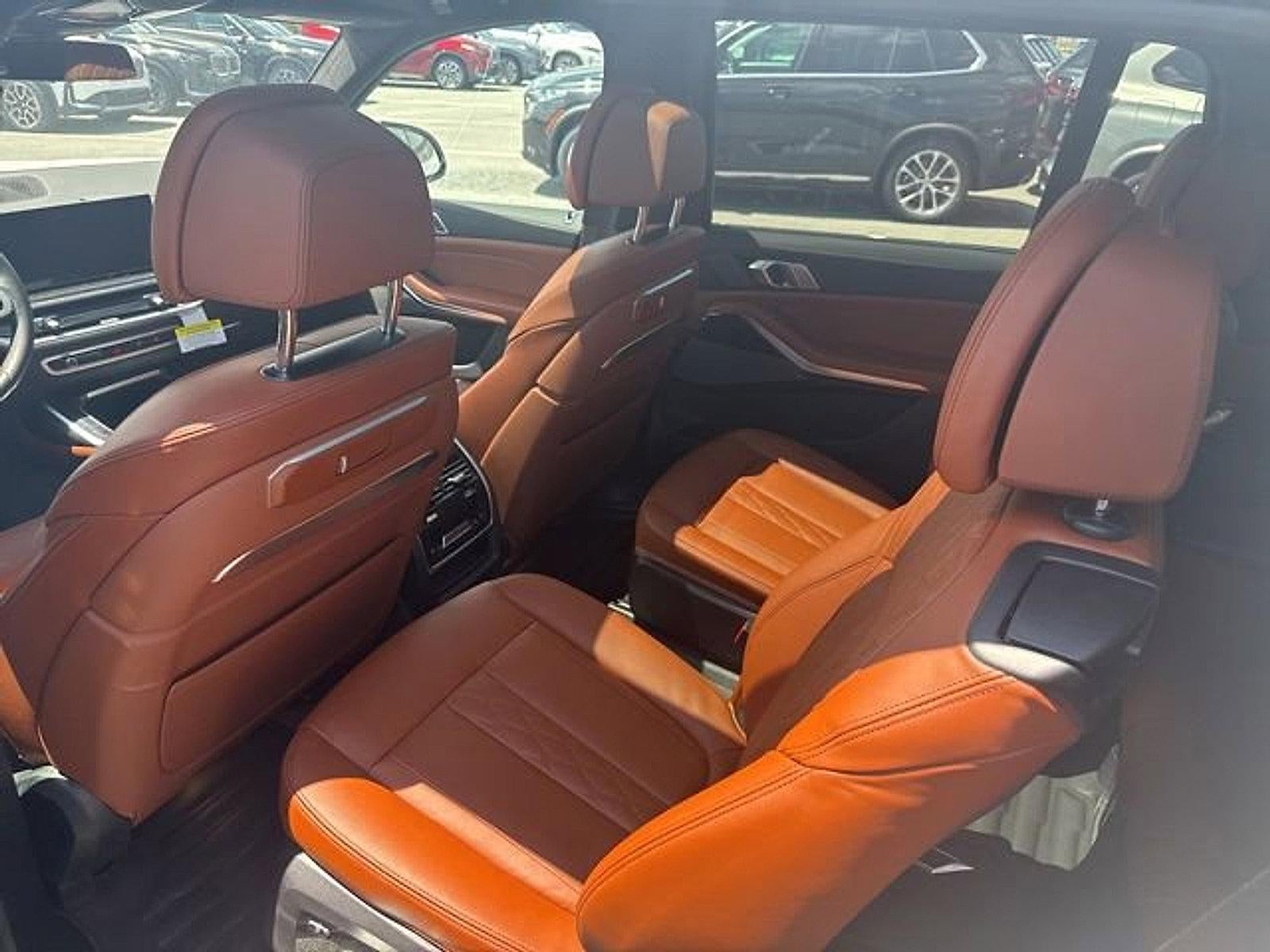 2026 BMW X7 xDrive40i Sports Activity Vehicle
