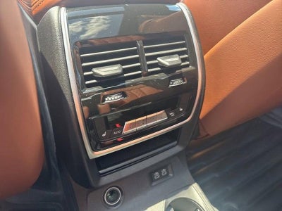 2026 BMW X7 xDrive40i Sports Activity Vehicle