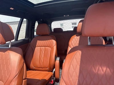 2026 BMW X7 xDrive40i Sports Activity Vehicle