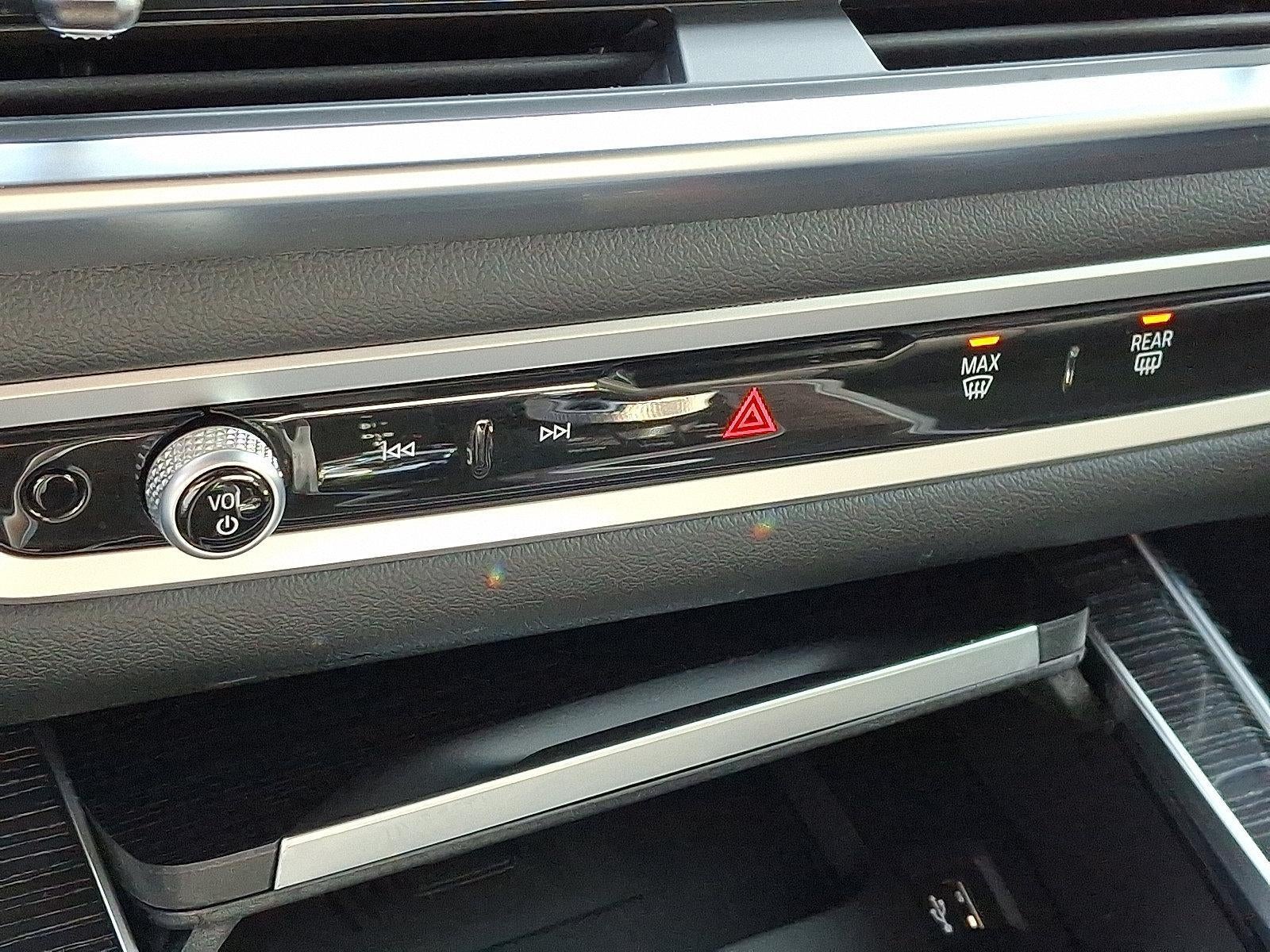 2025 BMW X7 M60i Sports Activity Vehicle