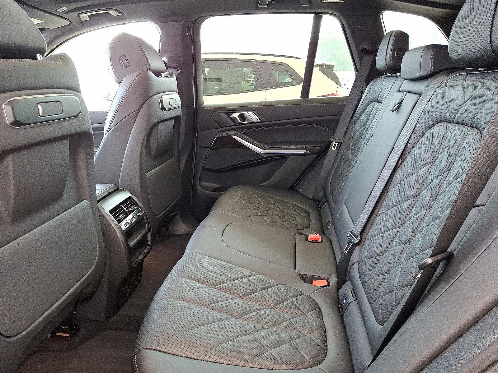 2025 BMW X5 xDrive50e Plug-In Hybrid