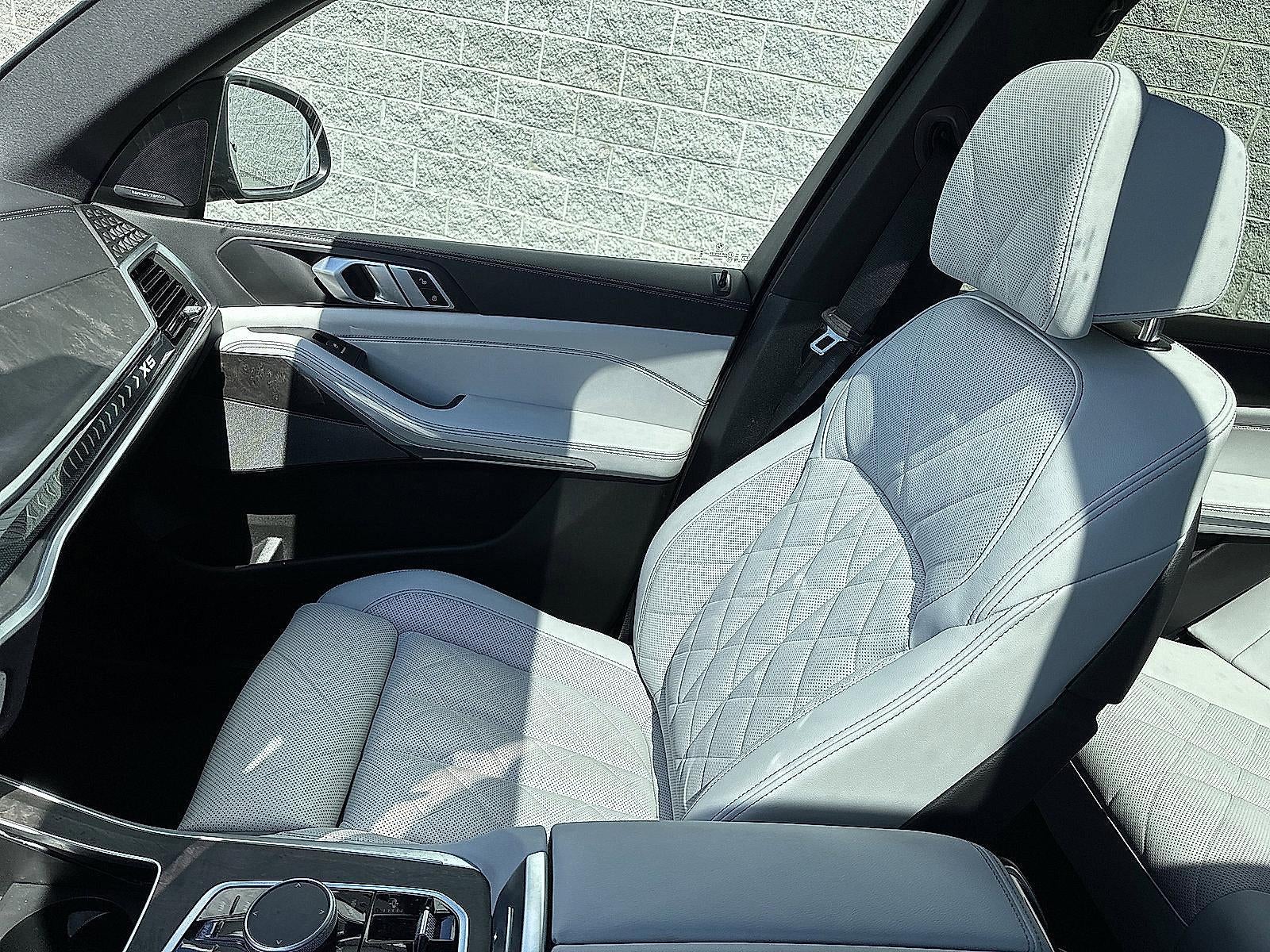 2025 BMW X5 xDrive50e Plug-In Hybrid