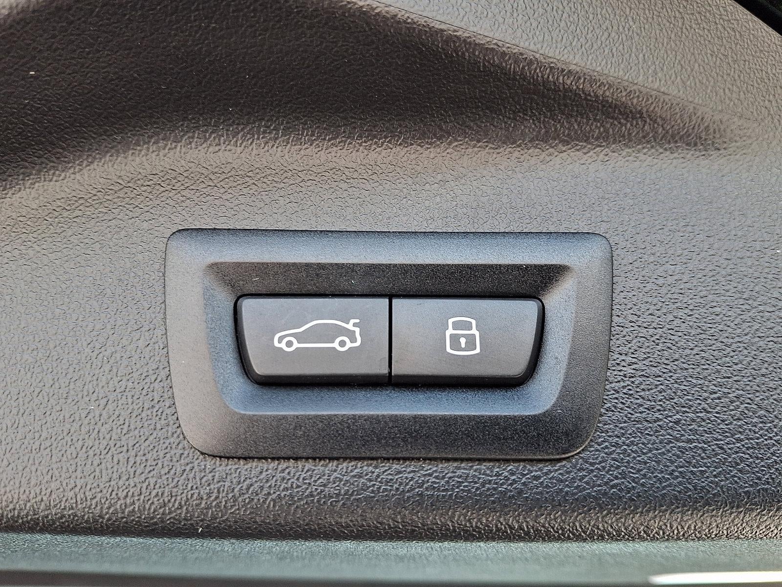 2025 BMW X5 xDrive50e Plug-In Hybrid
