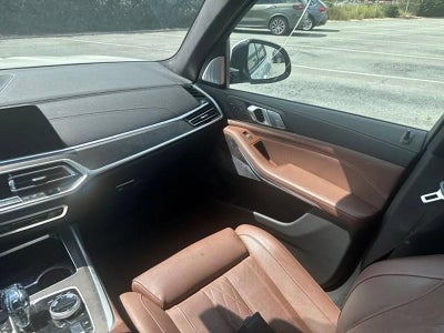 2022 BMW X7 M50i Sports Activity Vehicle