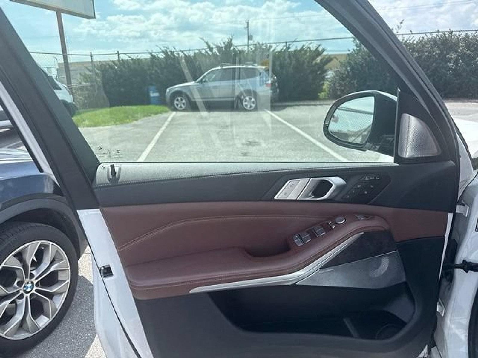 2022 BMW X7 M50i Sports Activity Vehicle