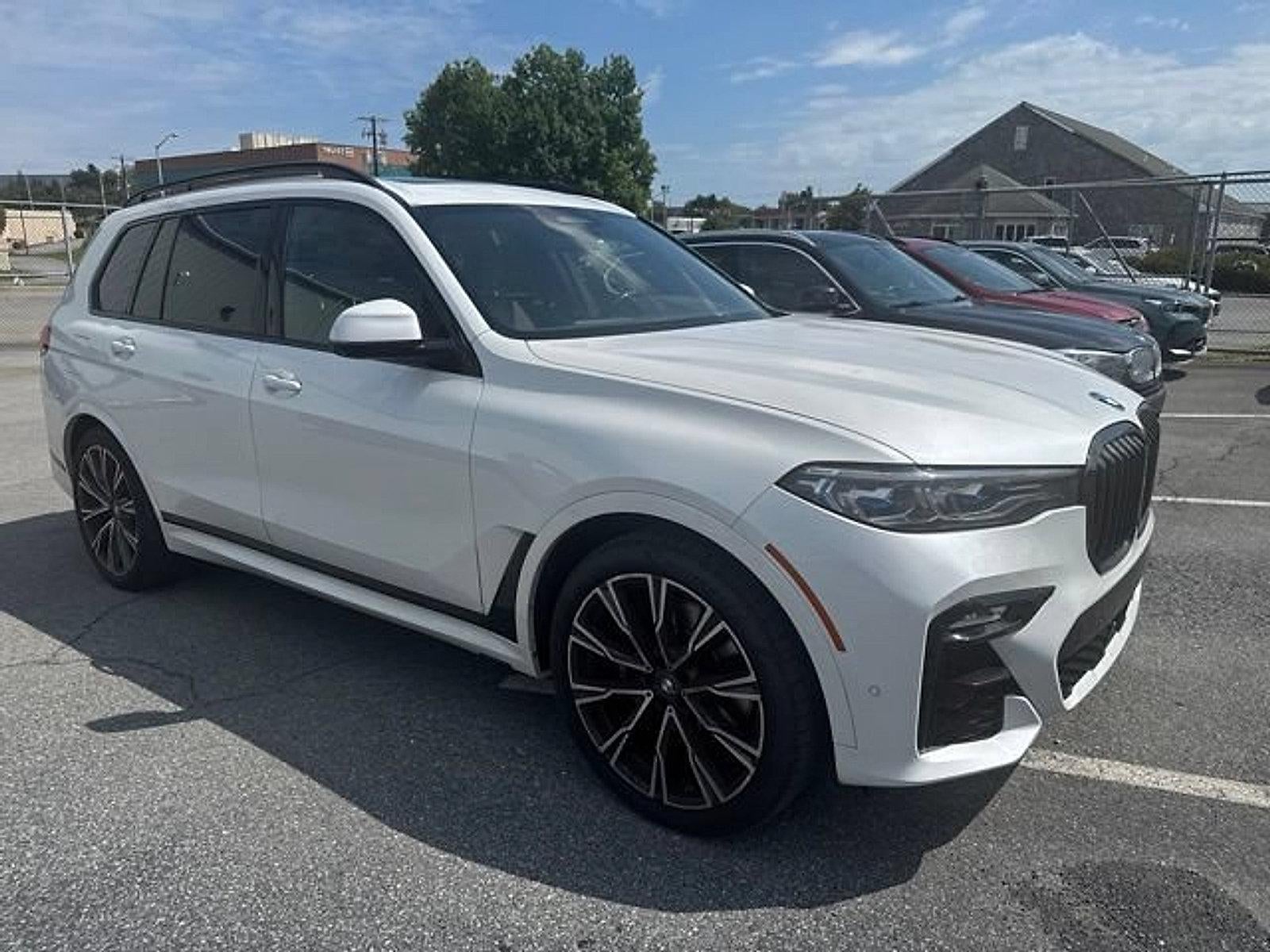 2022 BMW X7 M50i Sports Activity Vehicle