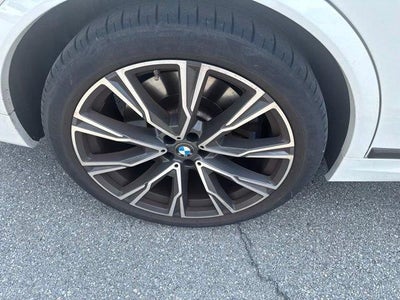 2022 BMW X7 M50i Sports Activity Vehicle