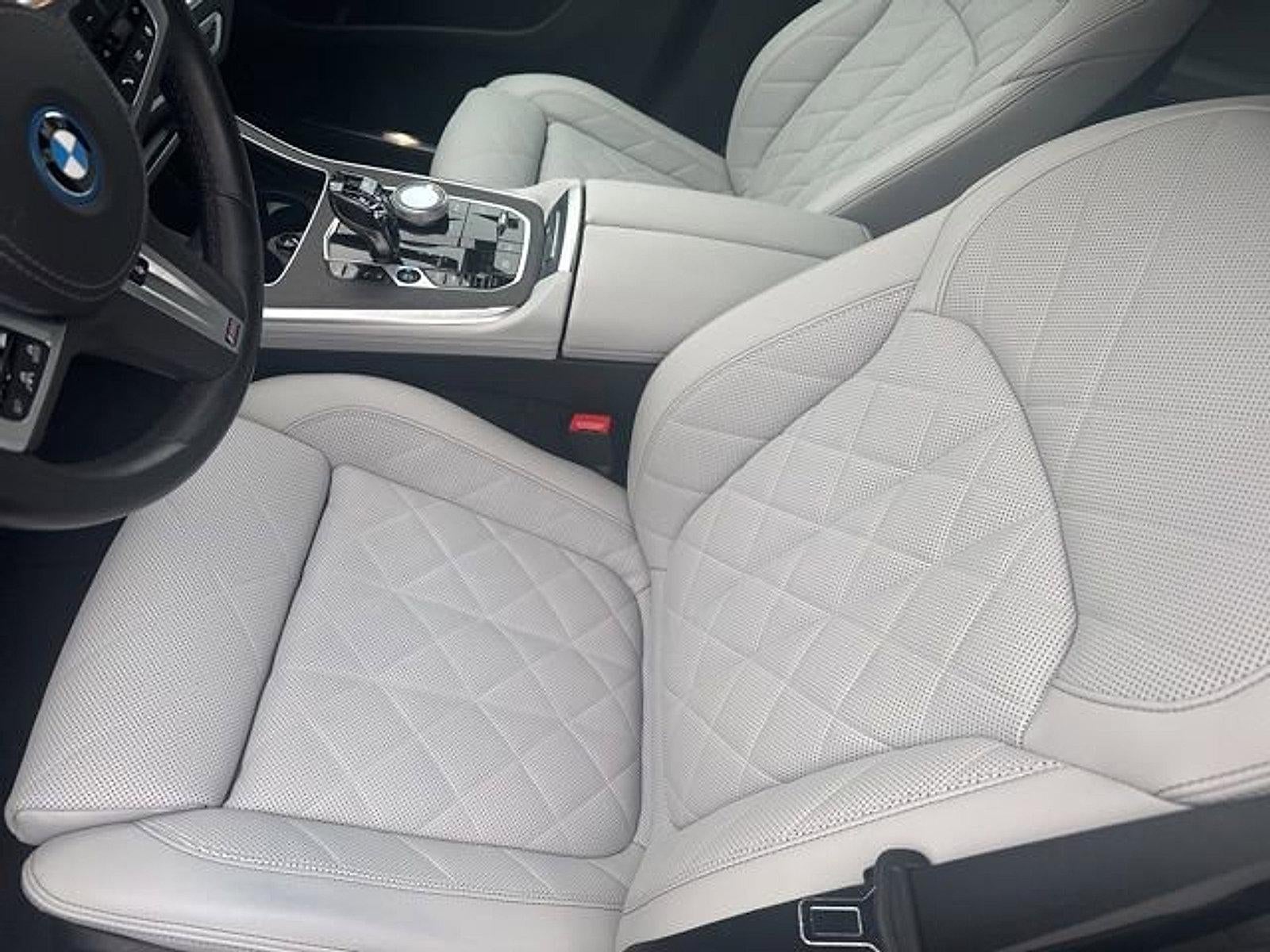 2023 BMW X5 xDrive45e Plug-In Hybrid