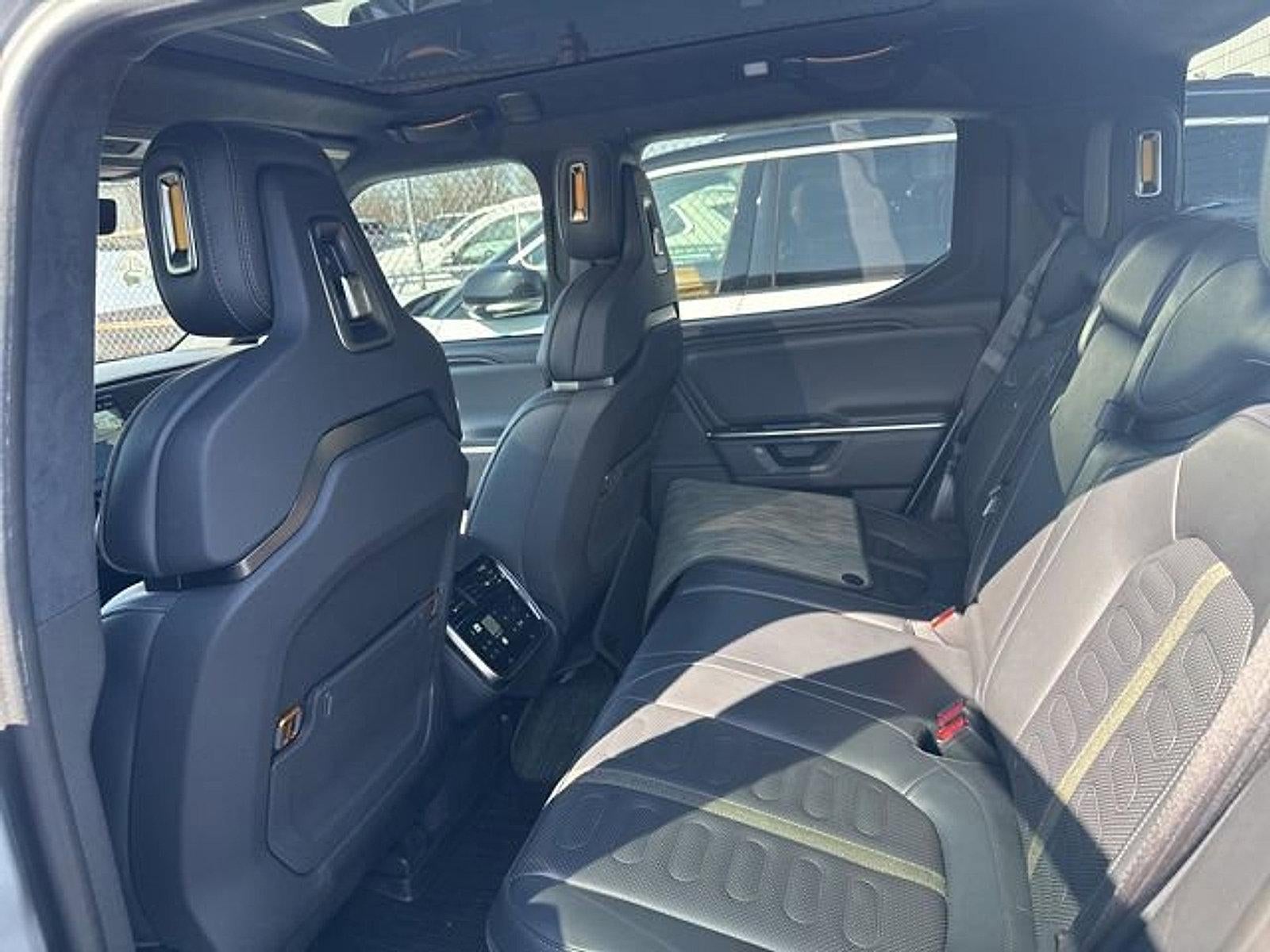 2025 Rivian R1T Adventure Dual-Motor Standard Pack