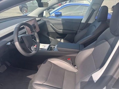 2026 Tesla Model Y RWD