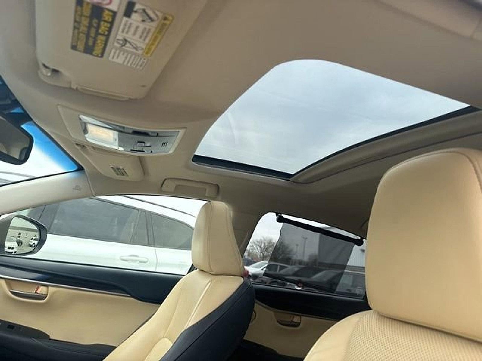 2015 Lexus NX 300h AWD 4dr