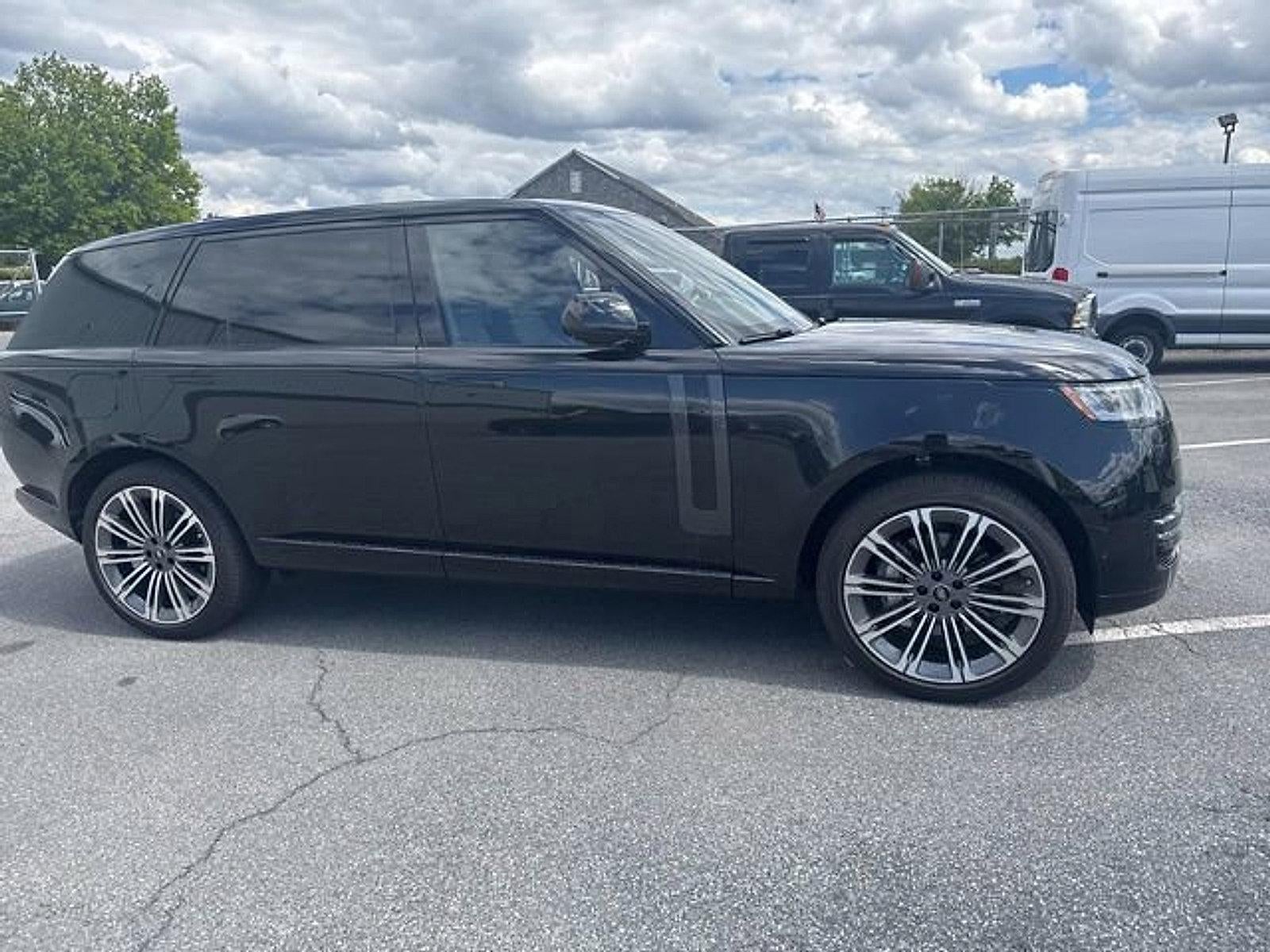 2025 Land Rover Range Rover P400 SE LWB 7 Seat