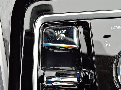 2023 BMW 760i xDrive Sedan