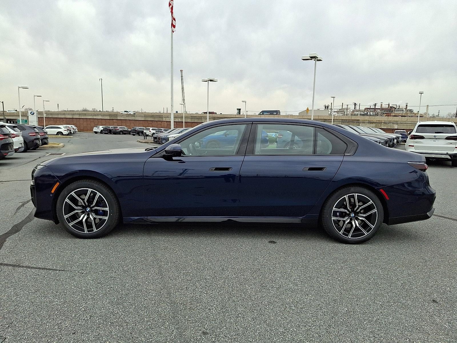 2023 BMW 760i xDrive Sedan
