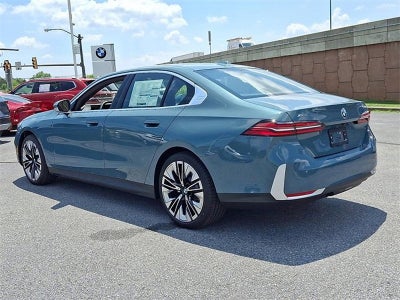 2026 BMW 530i xDrive Sedan