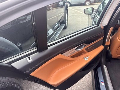 2022 BMW 750i xDrive Sedan