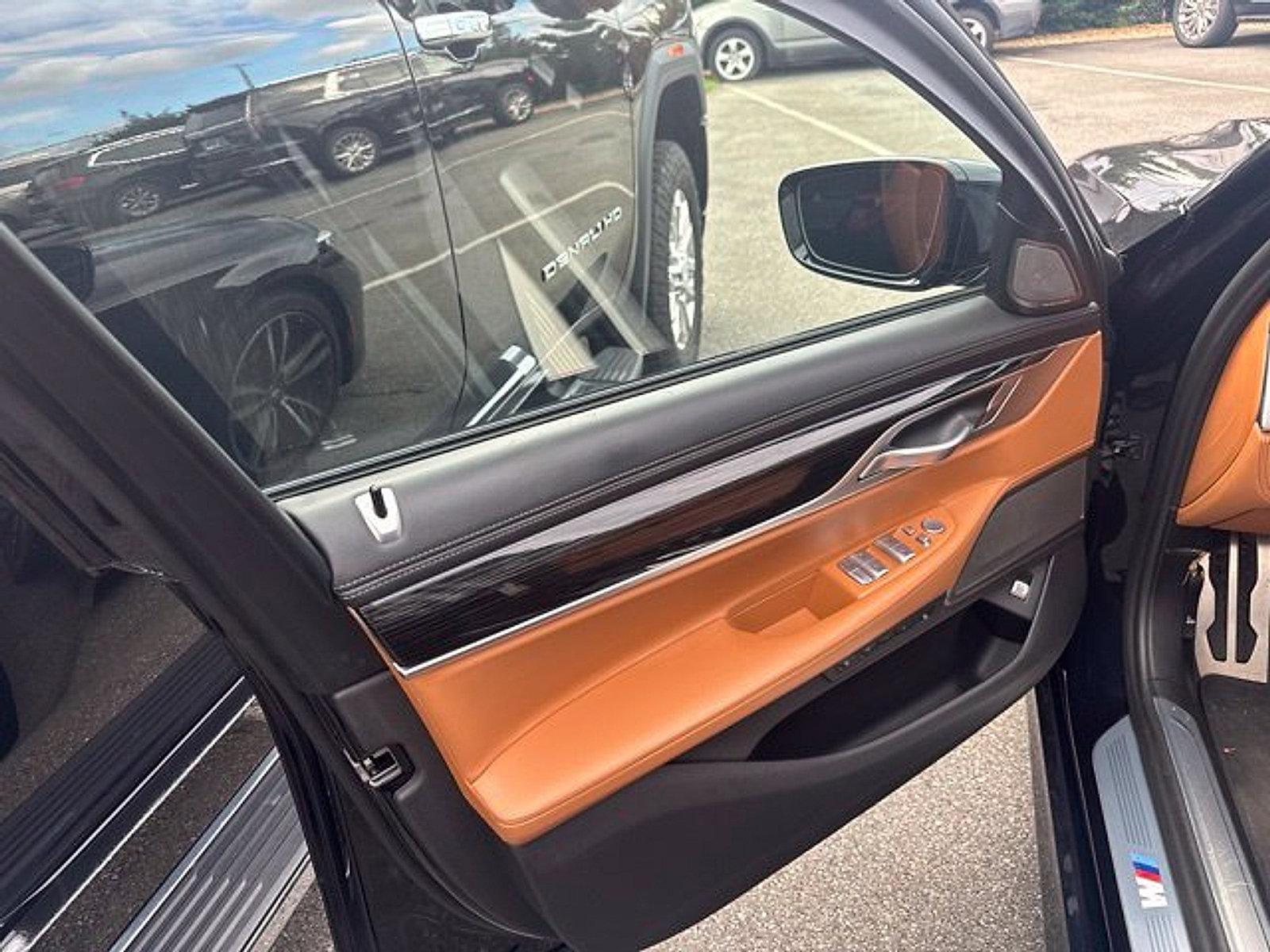 2022 BMW 750i xDrive Sedan