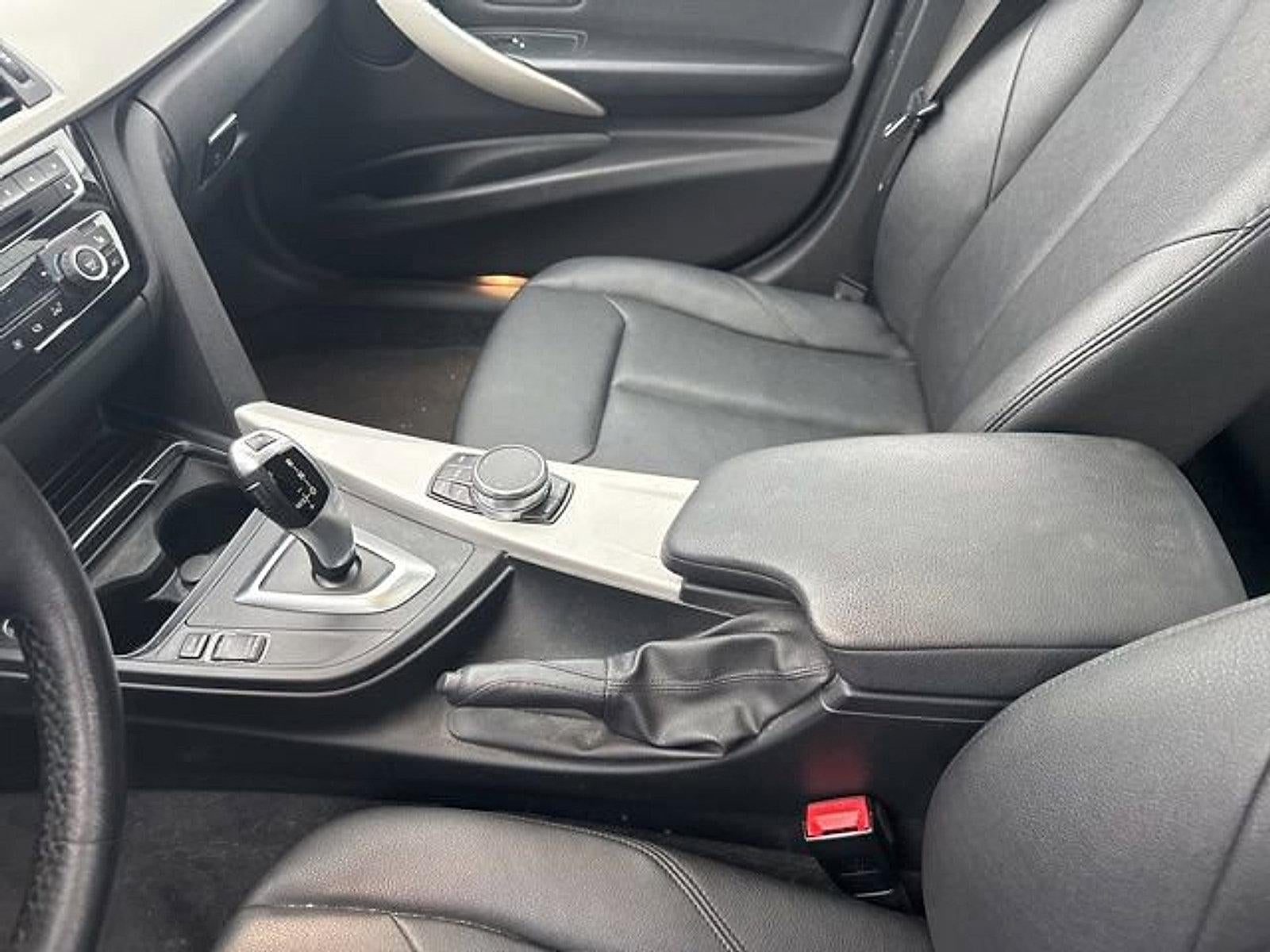 2018 BMW 320i xDrive Sedan