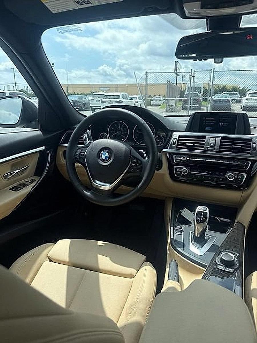 2018 BMW 330i xDrive Sedan