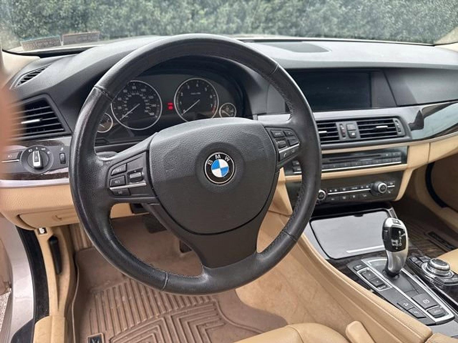 2012 BMW 528i xDrive Sedan
