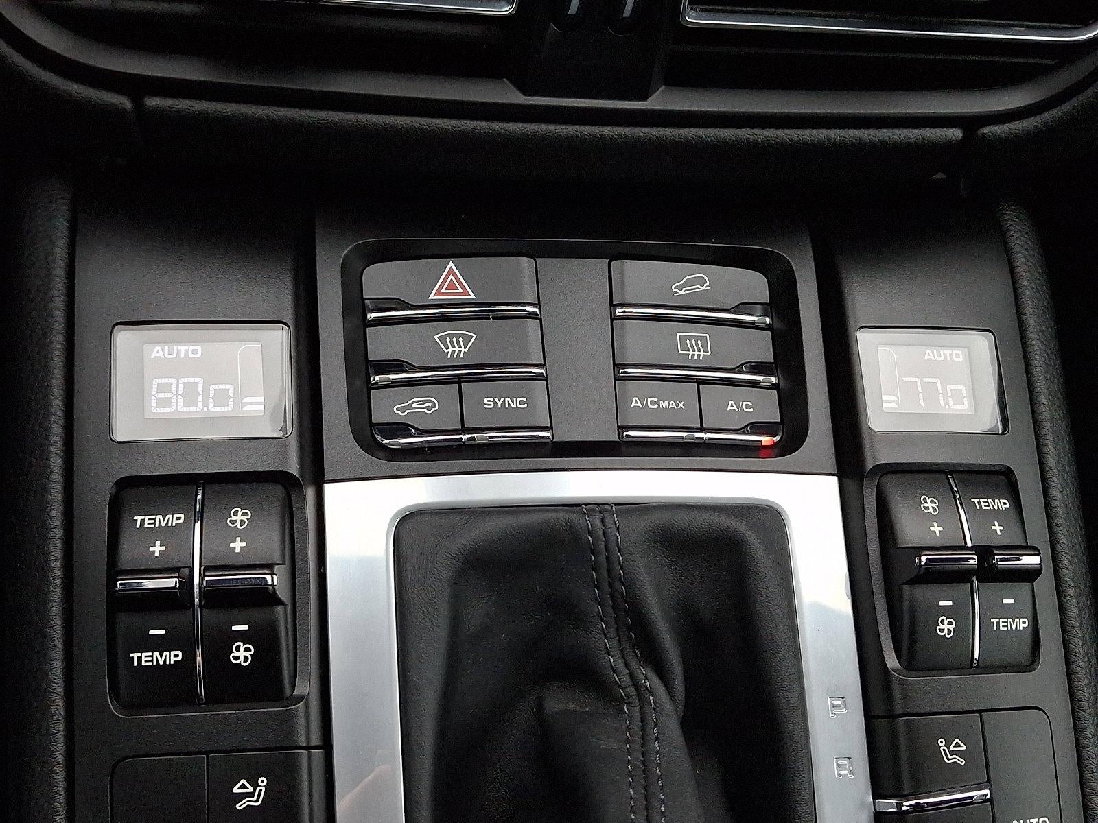 2021 Porsche Macan AWD