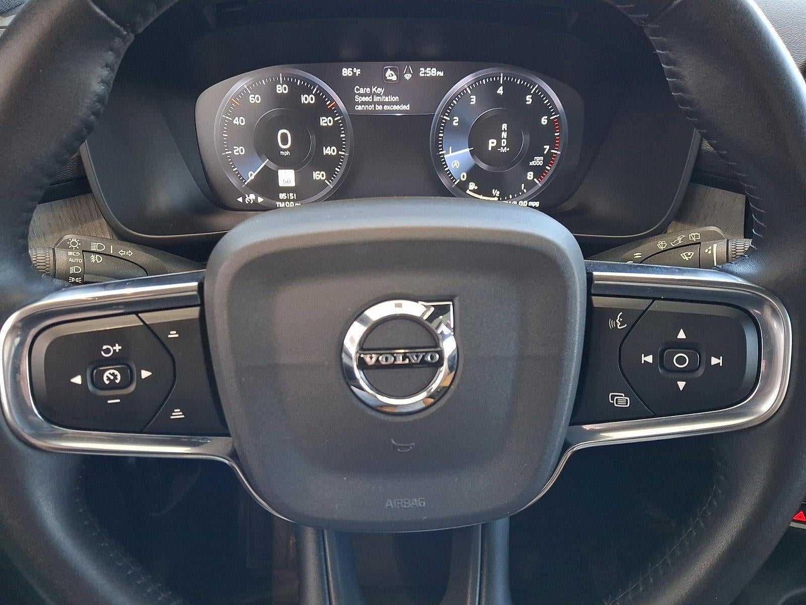 2021 Volvo XC40 T5 AWD Inscription