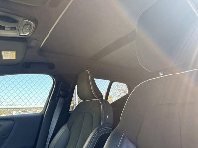 2021 Volvo XC40 T5 AWD R-Design