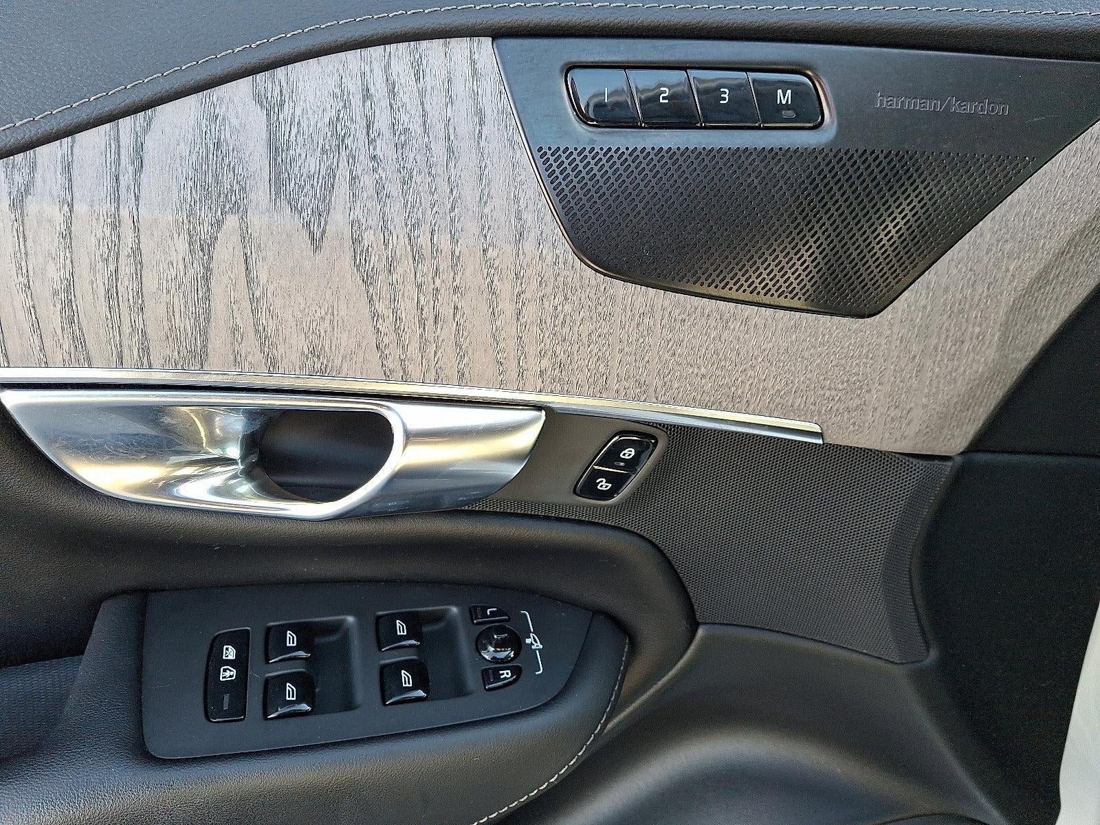 2022 Volvo XC90 T6 AWD Inscription 6P