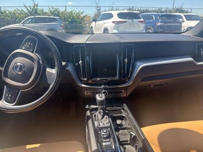 2019 Volvo XC60 T6 AWD Momentum
