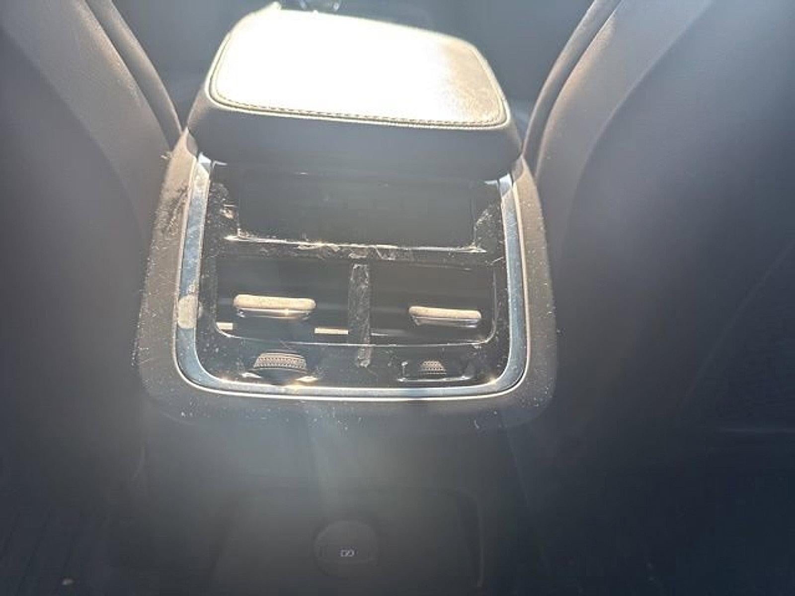 2022 Volvo XC90 Recharge Plug-In Hybrid T8 eAWD PHEV Inscription 7P