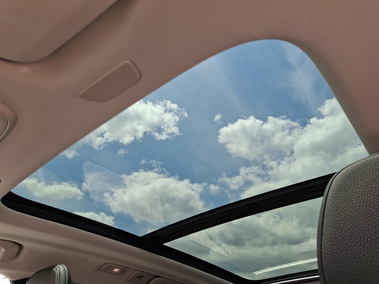 2023 Volvo XC60 B5 AWD Plus Bright Theme
