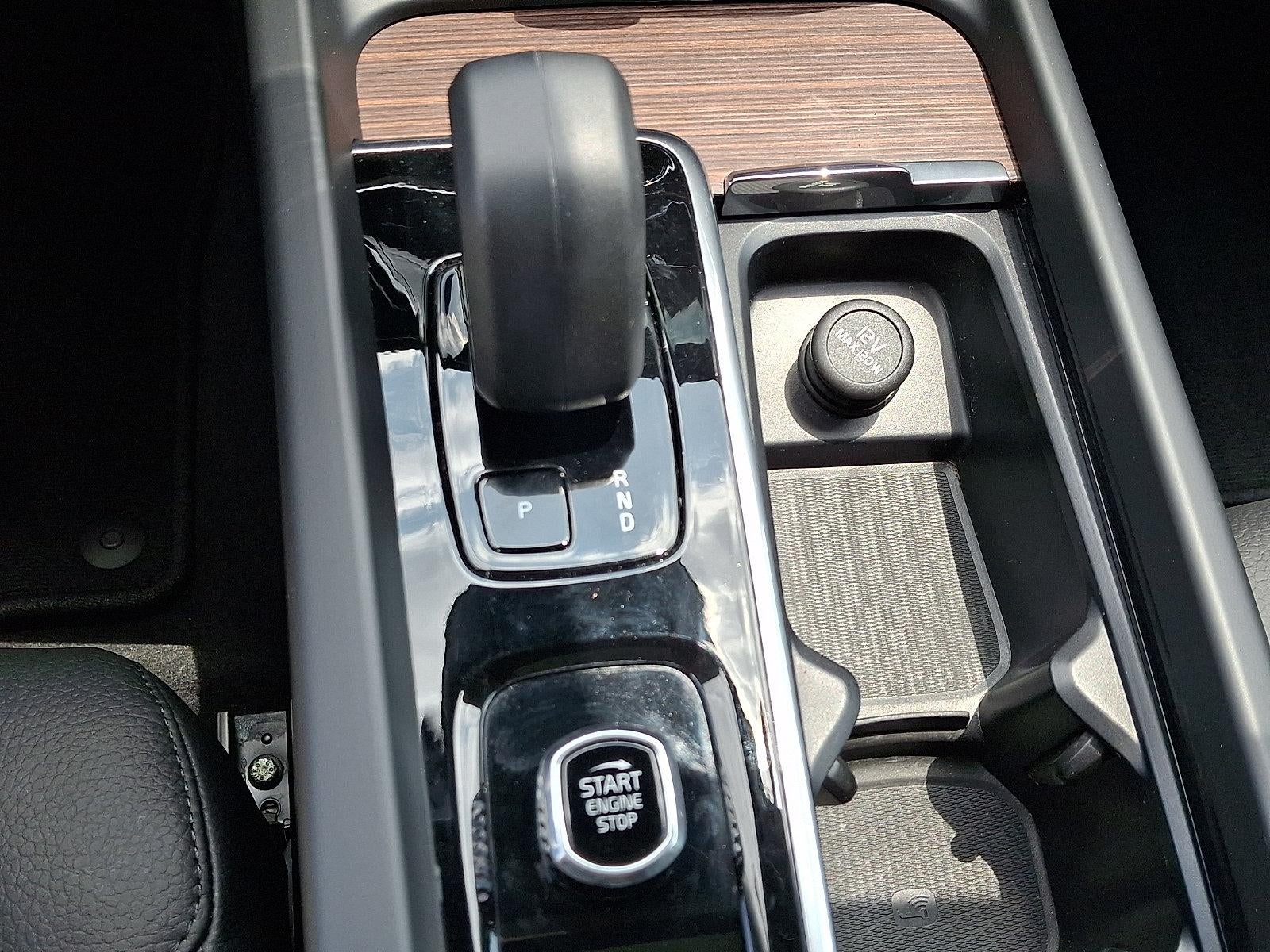 2023 Volvo XC60 B5 AWD Plus Bright Theme
