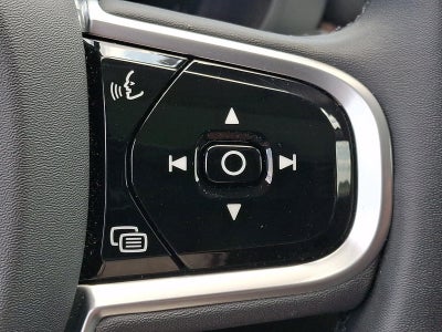 2023 Volvo XC60 B5 AWD Plus Bright Theme