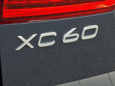 2023 Volvo XC60 B5 AWD Plus Bright Theme