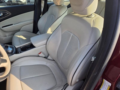 2015 Chrysler 200 4dr Sdn C AWD