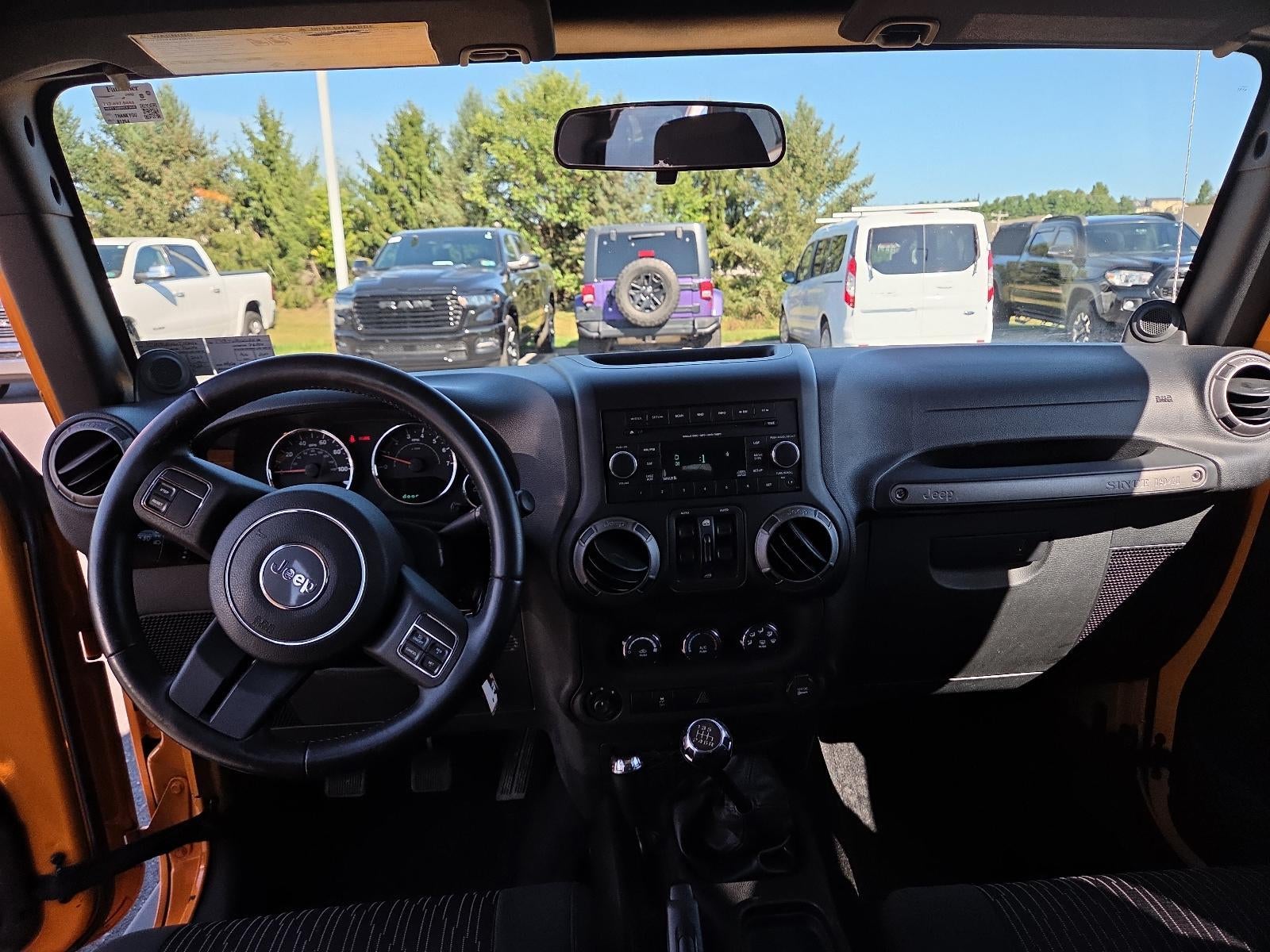 2012 Jeep Wrangler Unlimited 4WD 4dr Sport