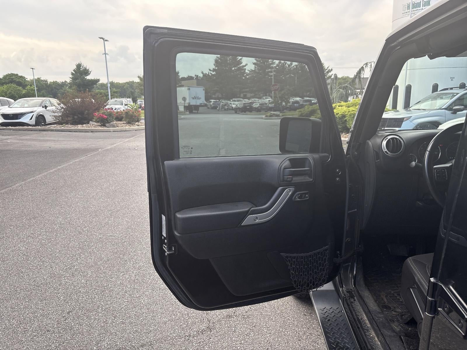 2017 Jeep Wrangler Unlimited Sahara 4x4