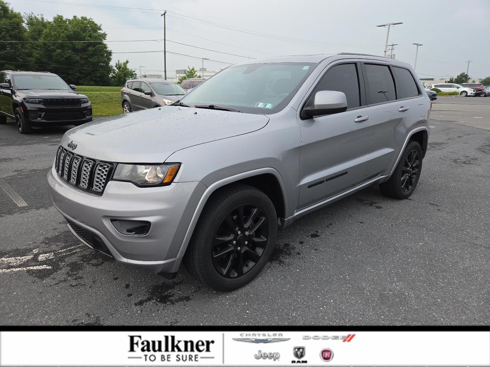 2017 Jeep Grand Cherokee Altitude 4x4 *Ltd Avail*