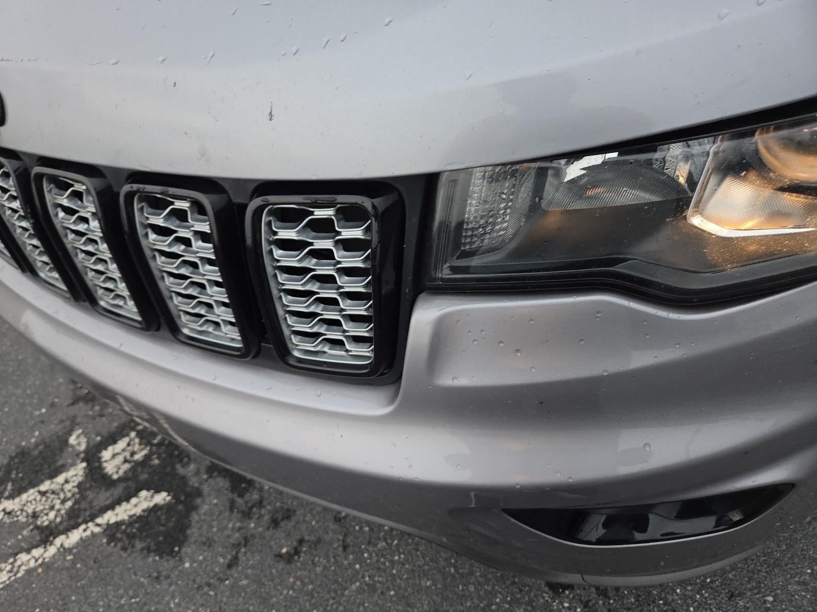 2017 Jeep Grand Cherokee Altitude 4x4 *Ltd Avail*