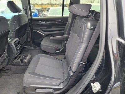 2022 Jeep Grand Cherokee L Laredo 4x4