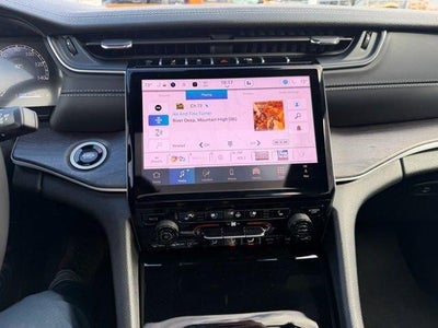 2025 Jeep Grand Cherokee L Limited 4x4