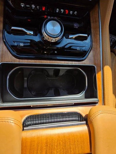 2023 Jeep Grand Wagoneer L Series III 4x4