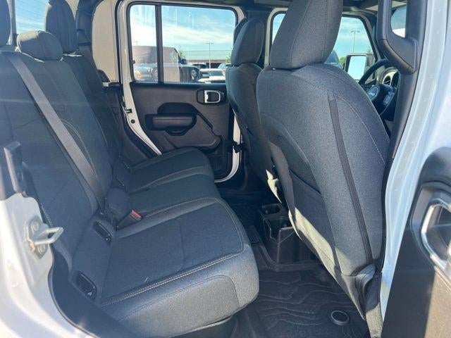 2024 Jeep Gladiator Willys 4x4