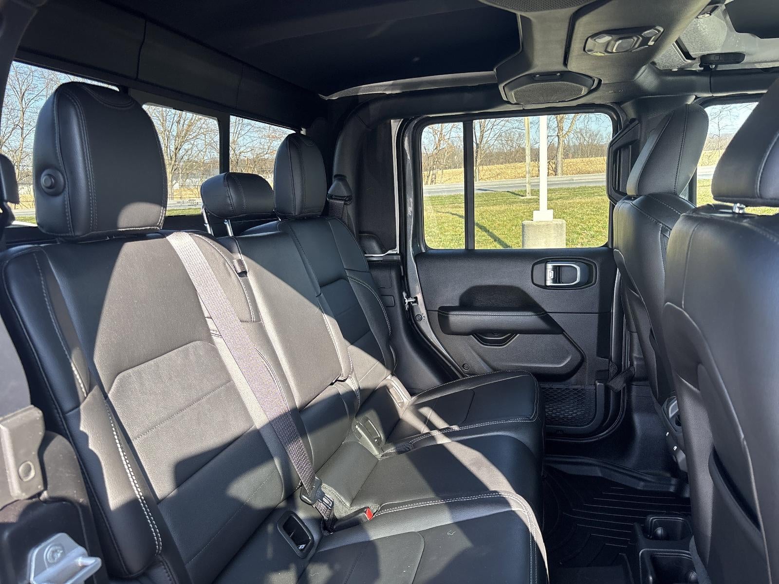 2022 Jeep Gladiator Overland 4x4