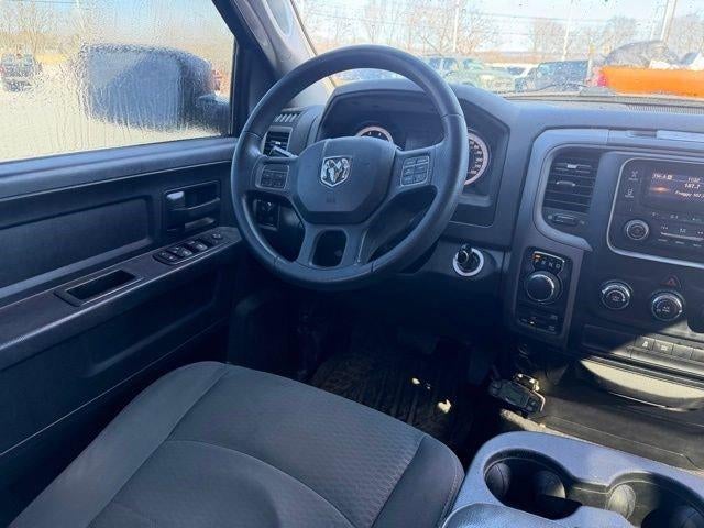 2015 RAM 1500 4WD Quad Cab 6.4 Ft Box Express