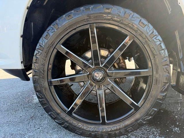 2014 RAM 1500 4WD Quad Cab 6.4 Ft Box Sport