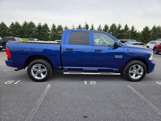 2015 RAM 1500 4WD Crew Cab 5.7 Ft Box Express
